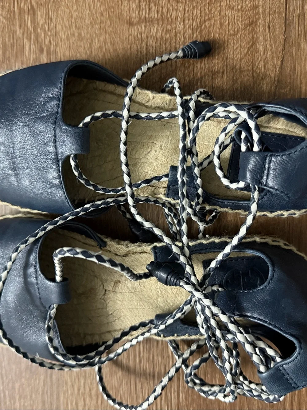 Tory Burch Positano Lace Up Flat Espadrilles  size 7